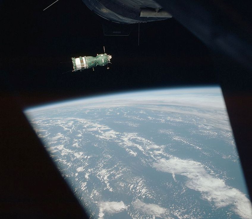 Soyuz TMA before docking (Image credit: NASA)